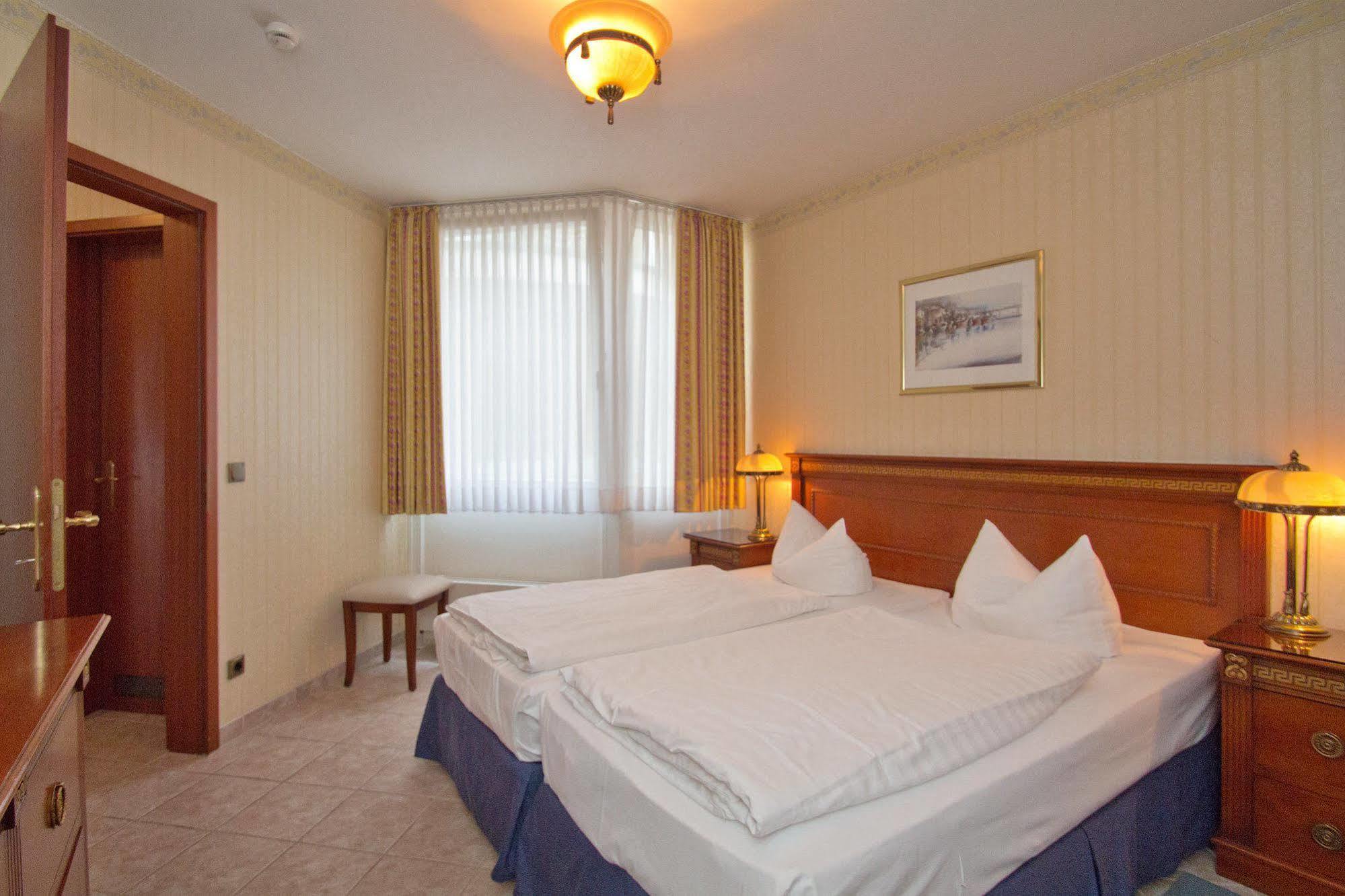 Seetelhotel Ostseeresidenz Ahlbeck Герінгсдорф Екстер'єр фото